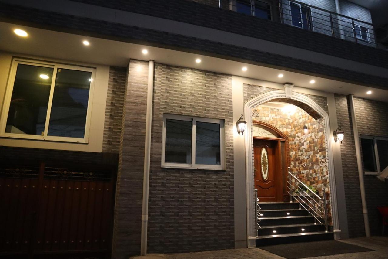 Hayyat Luxury Hotel Suites Lahore Esterno foto