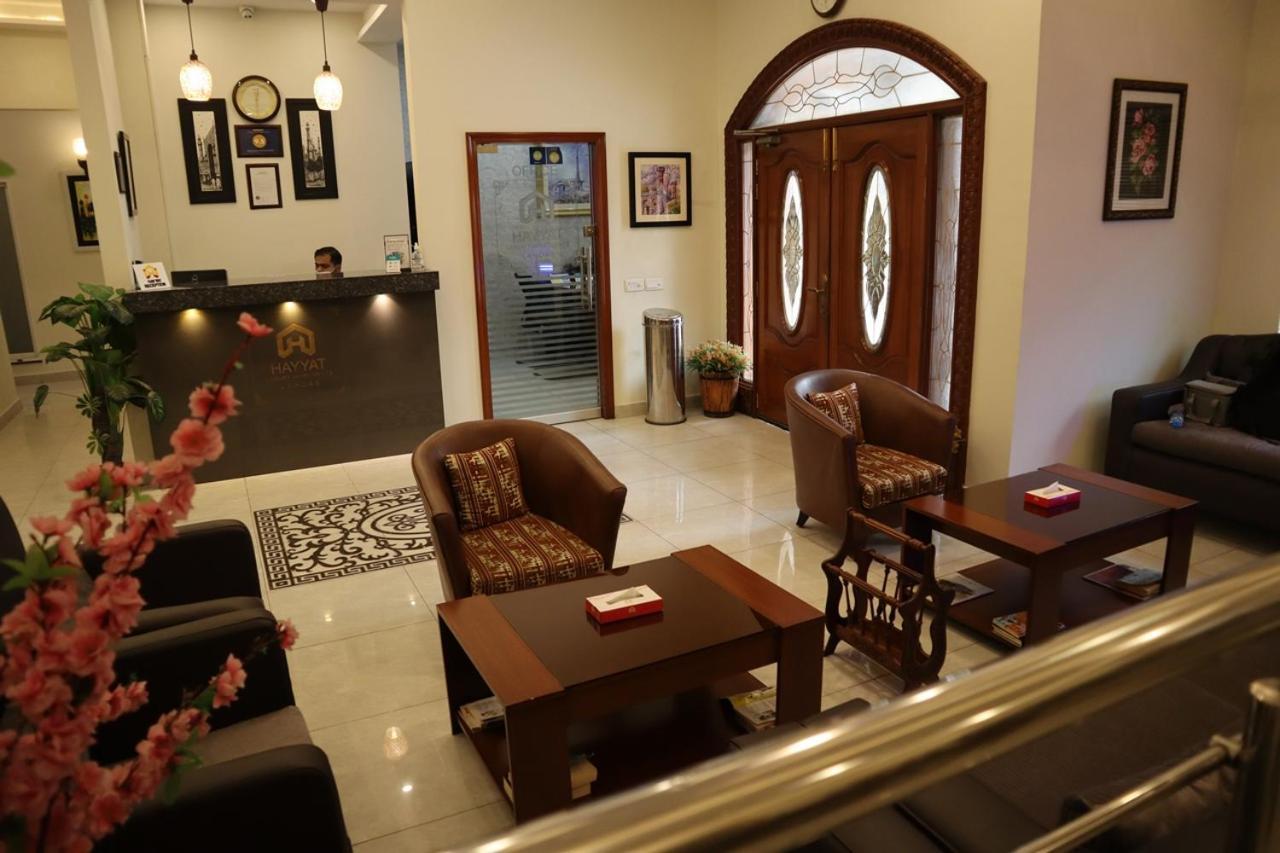 Hayyat Luxury Hotel Suites Lahore Esterno foto