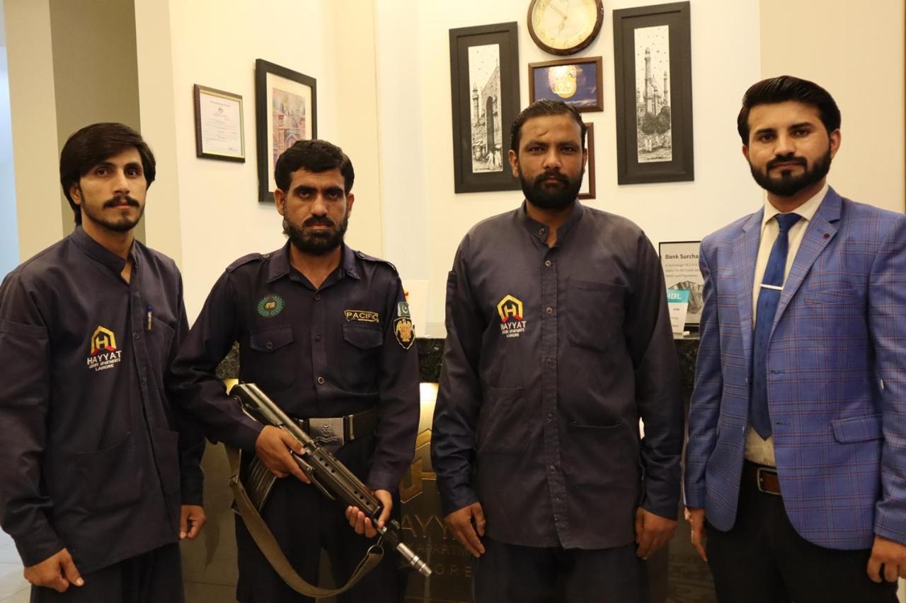 Hayyat Luxury Hotel Suites Lahore Esterno foto