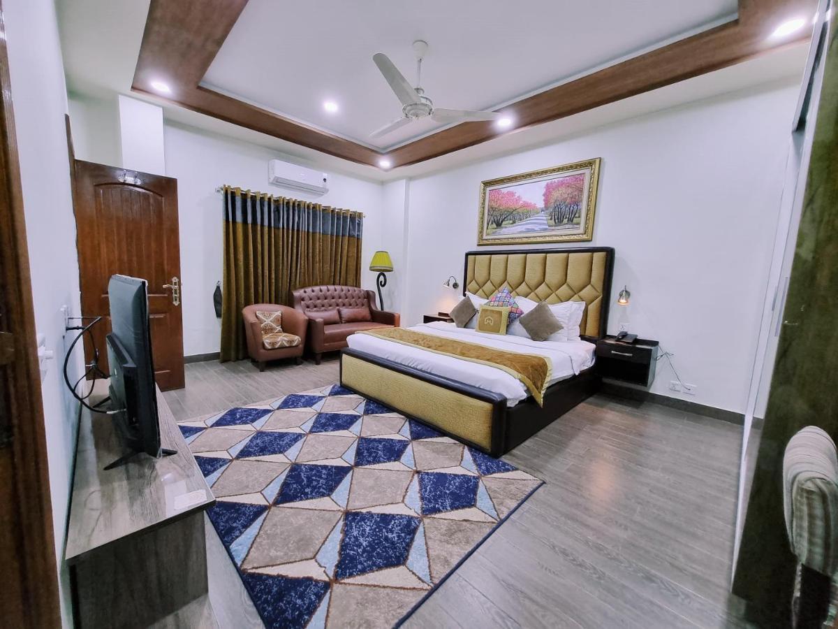 Hayyat Luxury Hotel Suites Lahore Esterno foto