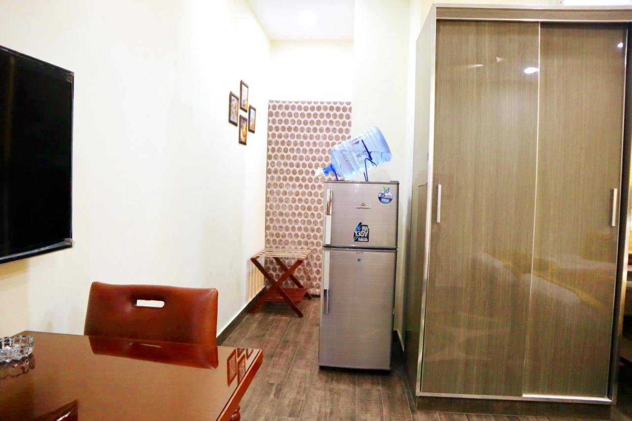 Hayyat Luxury Hotel Suites Lahore Esterno foto