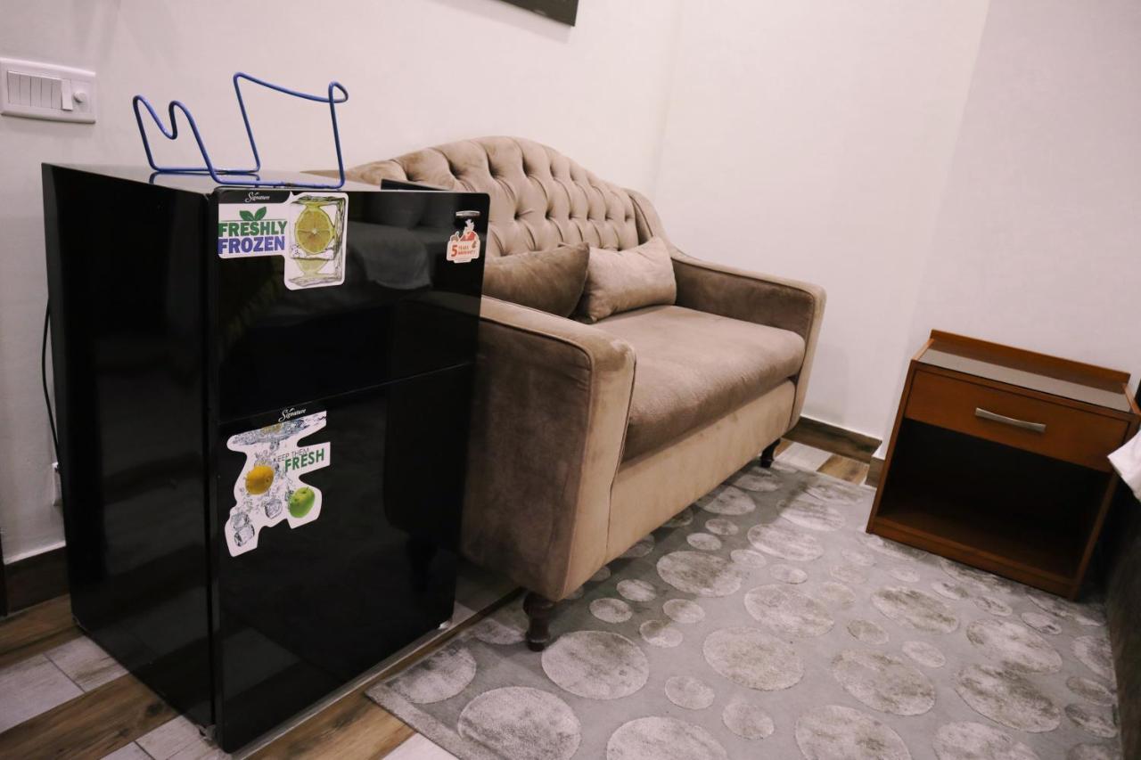 Hayyat Luxury Hotel Suites Lahore Esterno foto